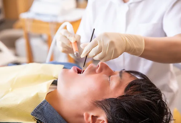 インプラント治療の流れ